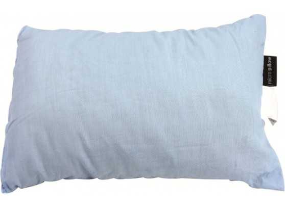 Flat self-inflatable pillow